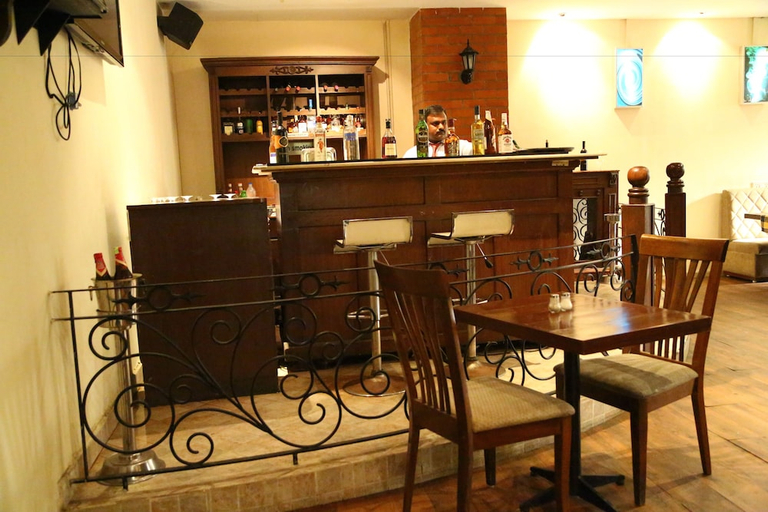 Food & Drinks 5, Regenta Central Deccan Chennai, Chennai