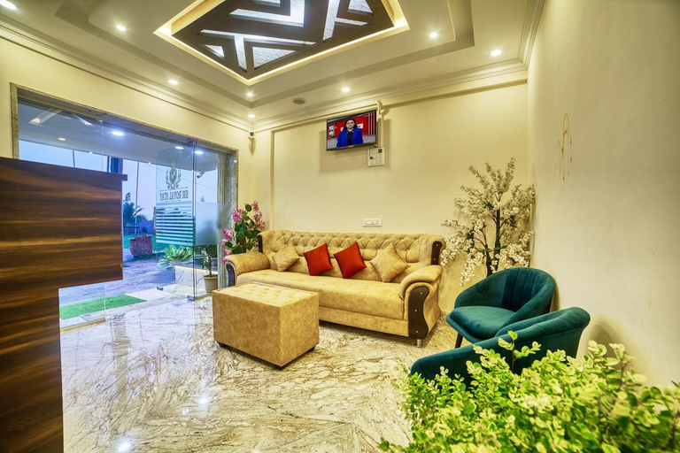 Public Area 2, SM Royal stay, Bangalore Rural
