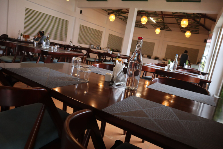 Food & Drinks 4, Welbeck Vintage by Oxygen Resorts, The Nilgiris