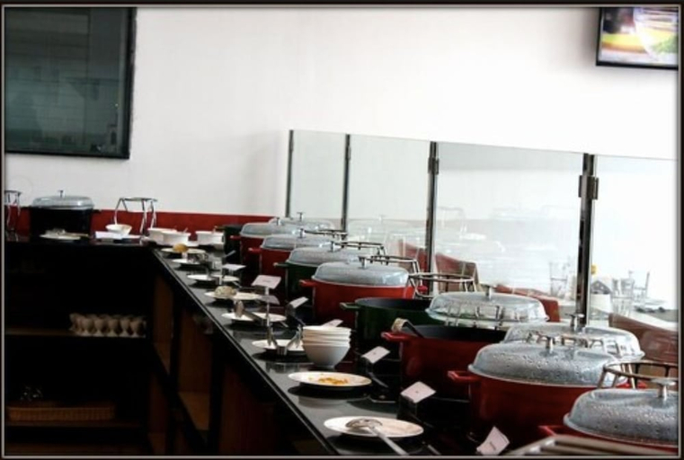 Food & Drinks 4, The Cunningham Hotel Bangalore, Bangalore