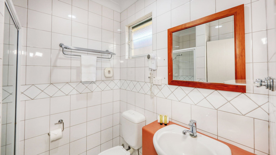 Bathroom 3