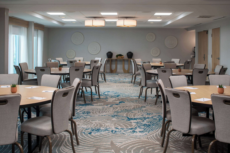 Food & Drinks 5, Hilton Garden Inn Orlando Airport, Orange