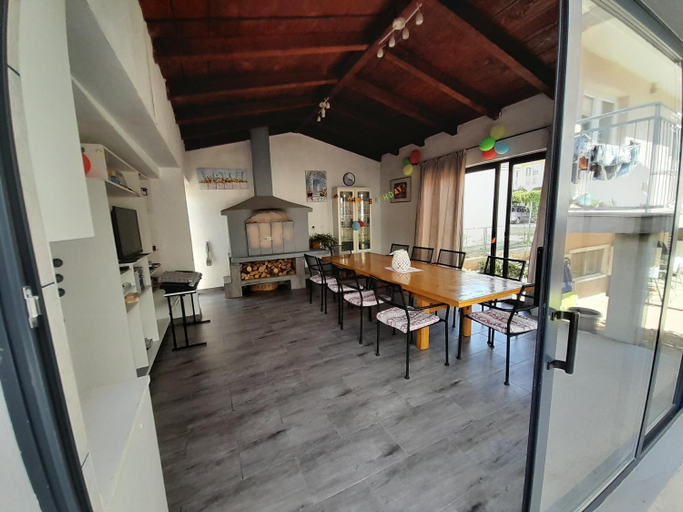 Food & Drinks, Apartmani Tomislav, Vodice