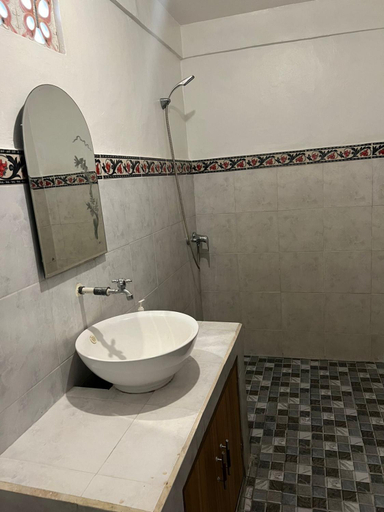 Bathroom 3, Leo Home Stay, Badung
