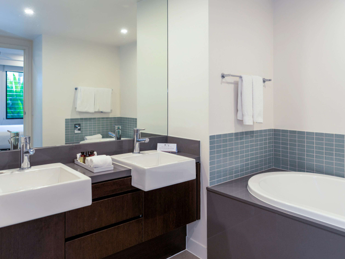Bathroom 4, Pullman Port Douglas Sea Temple Resort & Spa, Douglas