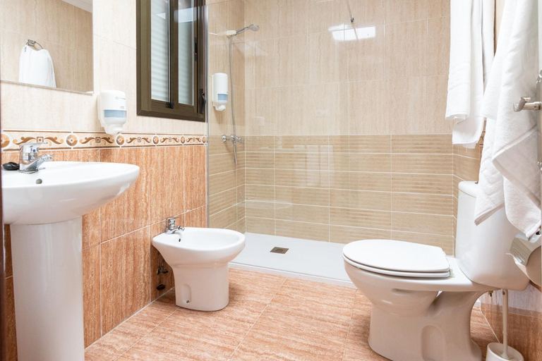 Others 2, Hostal Vinuela, Badajoz