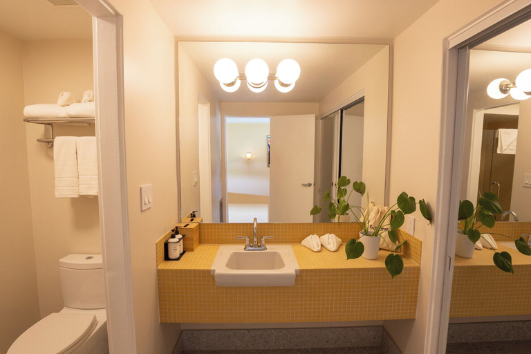 Bathroom 4, Mojave Resort - Adults Only, Riverside