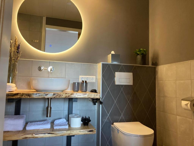 Bathroom, Landelijk overnachten bij Vechtdals Mooiste, Ommen