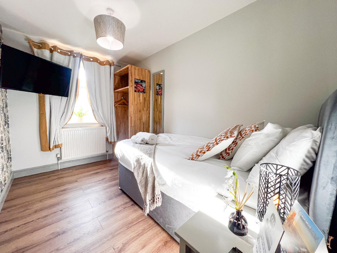 Bedroom 5, Tyrone House, Lincolnshire