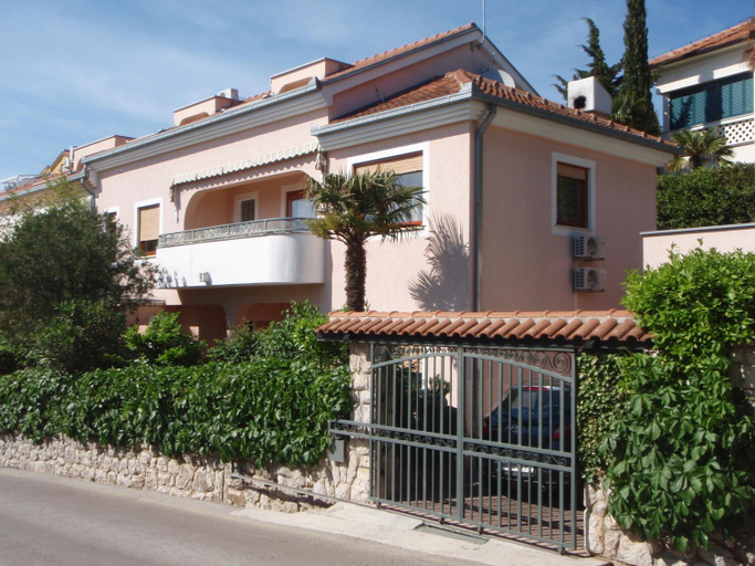 Exterior & Views, Apartments 30 m from the beach, Crikvenica
