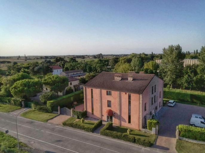 Exterior & Views 2, Hotel Residence Diamantina, Ferrara