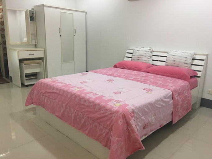 Bedroom 17