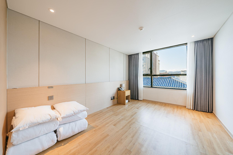 Bedroom 2, Jeju Zinchotel, Seogwipo