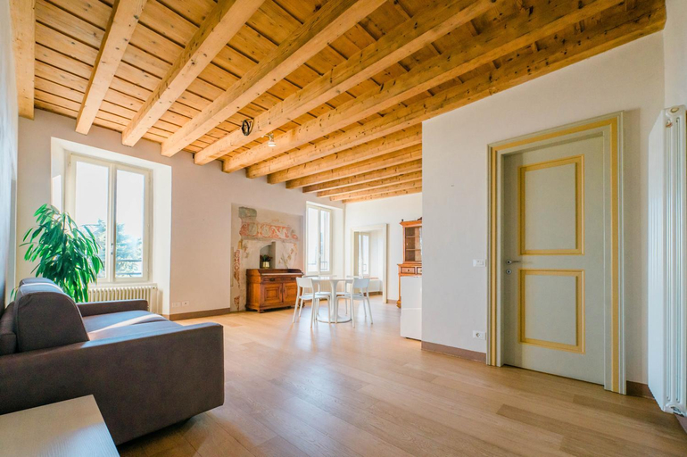 Others 4, FEEL - Pareto Apartment, Bergamo