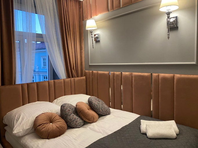 Bedroom 9