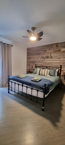 Bedroom 3, Wally's Edge 20acre Farm Stay, Baw Baw - Pt B East