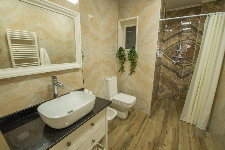 Others 5, Old Town Suites Brasov, Brasov