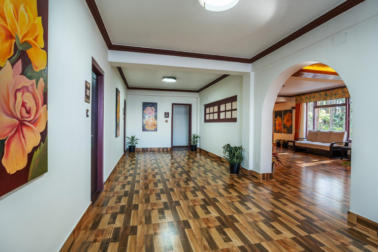Public Area 2, Summit Sherpa Mountain Hotel, Darjiling