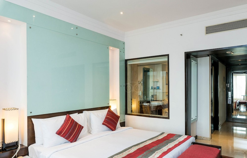 Bedroom 3, The Chancery Pavillion Hotel, Bangalore