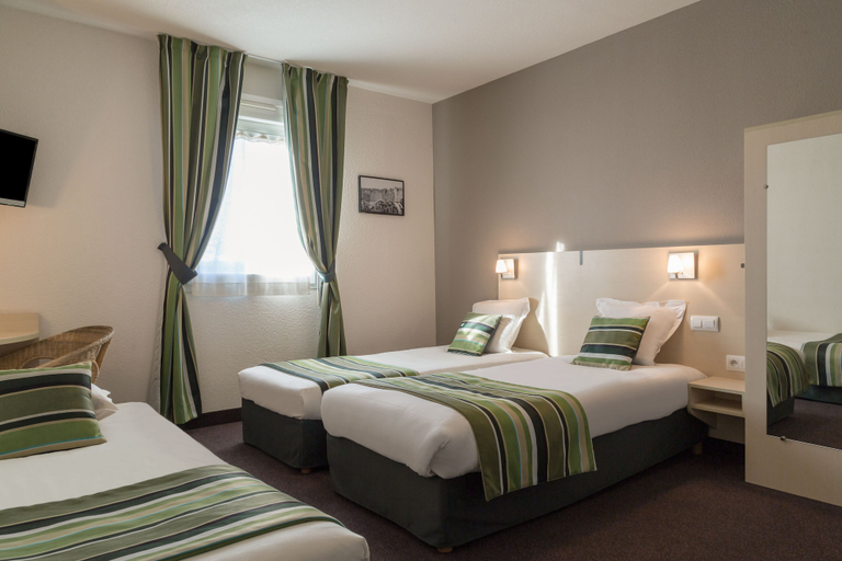 Bedroom 3, Relax Hotel Beuzeville Honfleur, Eure