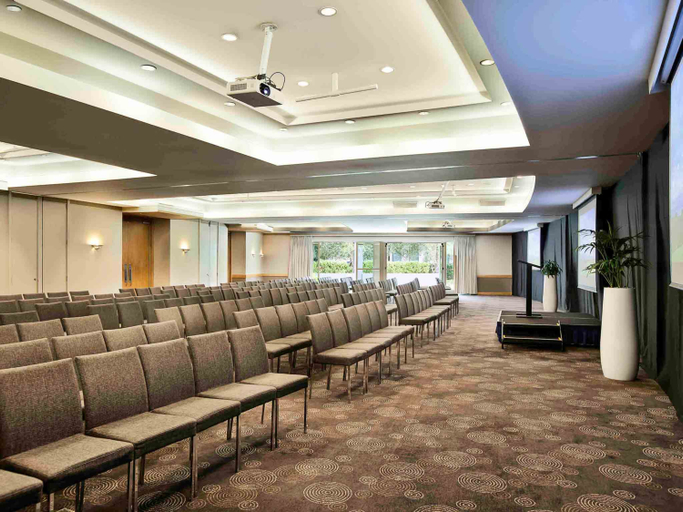 Business Facilities 4, ibis Auckland Ellerslie, Waitakere