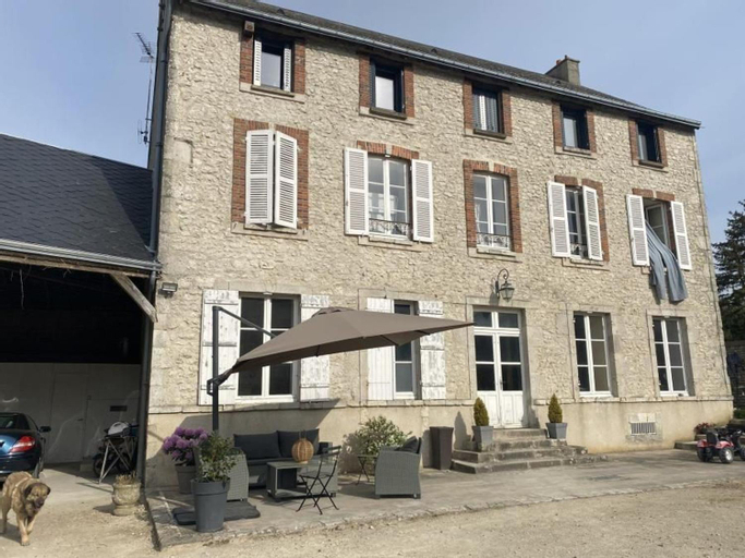 Chambre Japonaise avec Lit King-Size en Maison d'Hotes, Proche Autoroute A10, Chartres et Orleans - , Eure-et-Loir