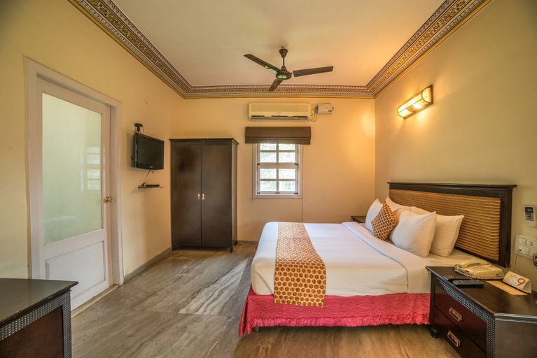 Bedroom 2, Vijayshree Resort, Hampi, Bellary