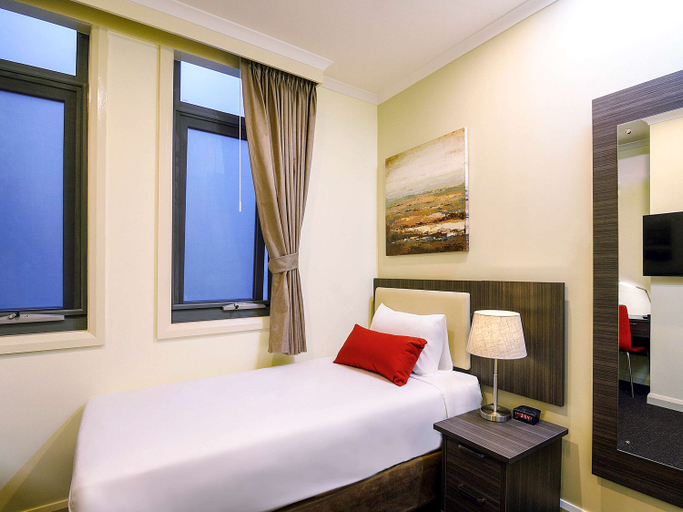 Bedroom 2, ibis Styles Kingsgate, Melbourne