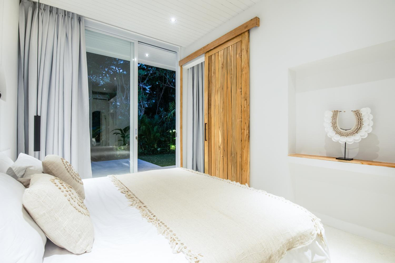 Bedroom 2, Chic 2br Villa, 4min To Bingin's Beach Bliss, Badung
