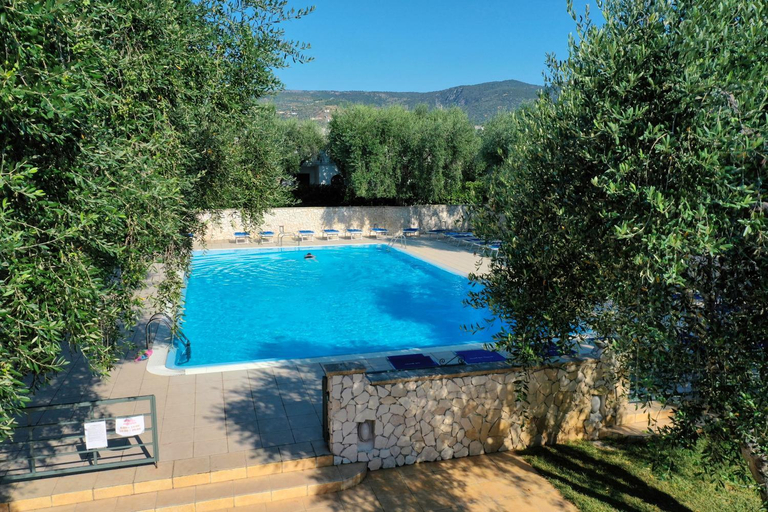 Sport & Beauty 2, Ferienwohnung ulivo mit Pool und Privatstrand, Foggia