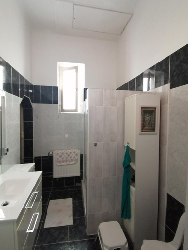 Bathroom 3, Anna vendeghaz, Hévíz/Keszthely