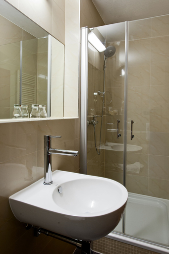 Bathroom 4, Artim Hotel, Berlin
