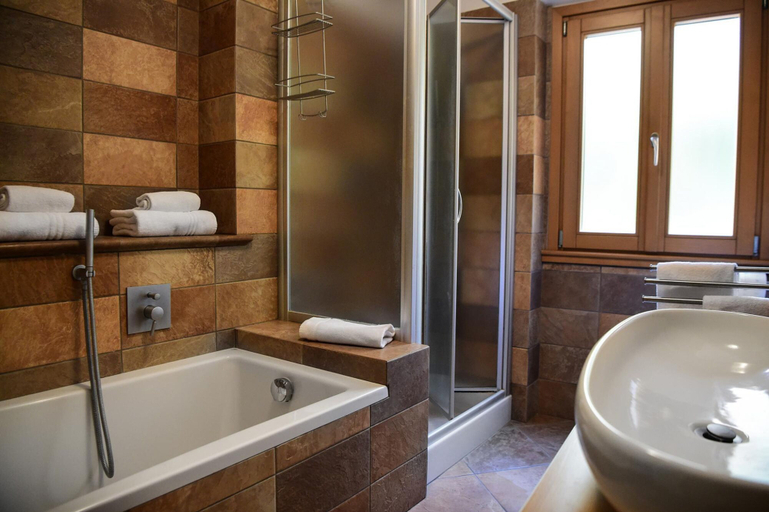 Bathroom, Casa Roncati Deluxe by Wonderful Italy, Como