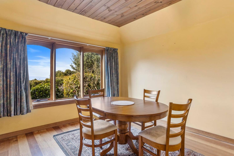 Facilities 4, The Clocktower - Serene Stay at Herons Rise Vineyard, Kingborough