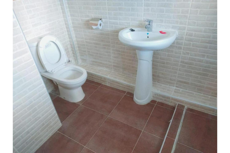 Bathroom, Parkview Safari Hotel and Apartments, Kisumu Central