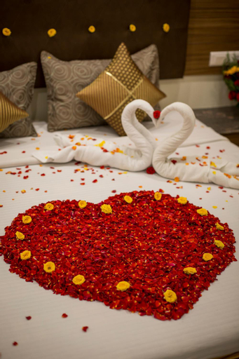 Bedroom 2, Sri Janakiram Hotels, Tirunelveli