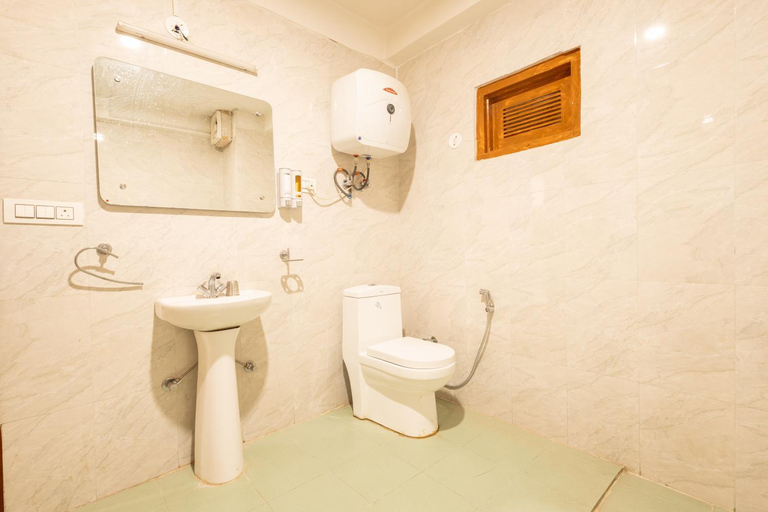 Bathroom 2, Aroha Residency, Kullu