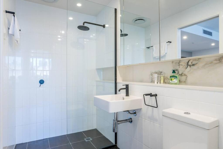 Bathroom, South Bank Central 1 bedroom apartment with Parking, Brisbane