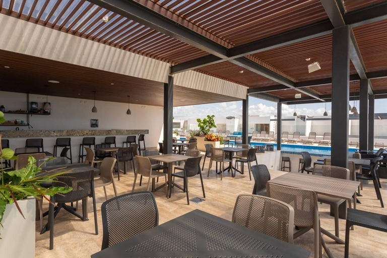 Food & Drinks, New Condo In Nice Vacation Complex - 5 People, Cozumel