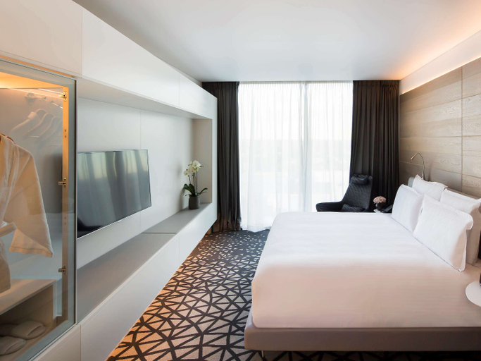 Bedroom 4, Pullman Sydney Airport, Sydney