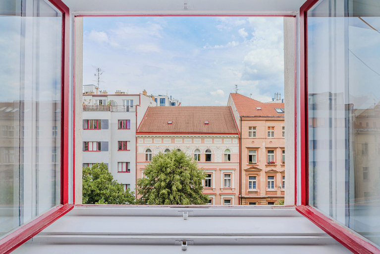 Others 4, Apartment on Londynska street, Praha 2