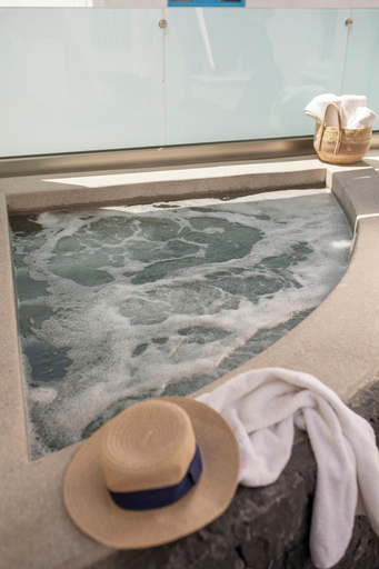 Sport & Beauty, Katerina Villas 11 12 13 & 3PriveJacuzzi, South Aegean