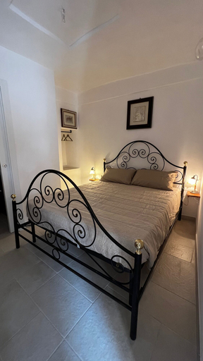 Bedroom 4, Locazione turistica Il Boschetto, Taranto