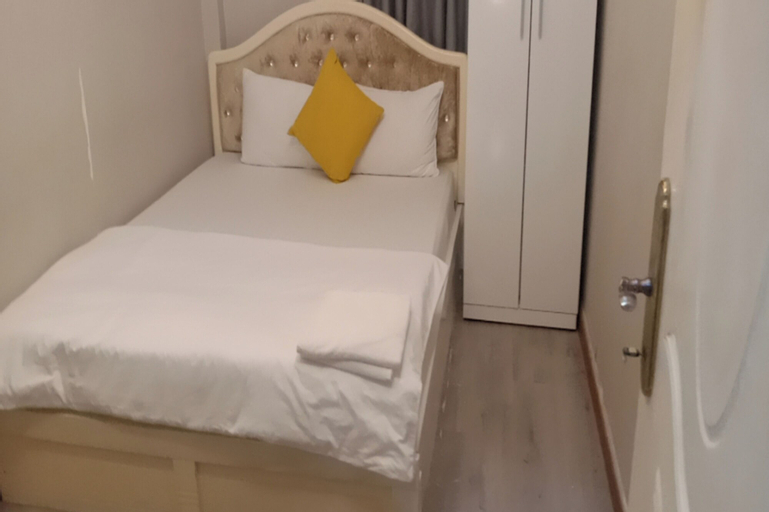 Bedroom 26