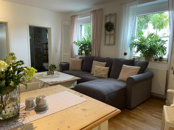Others 3, Gemutliche Ferienwohnung in Edesheim an der Weinstraße, Südliche Weinstraße