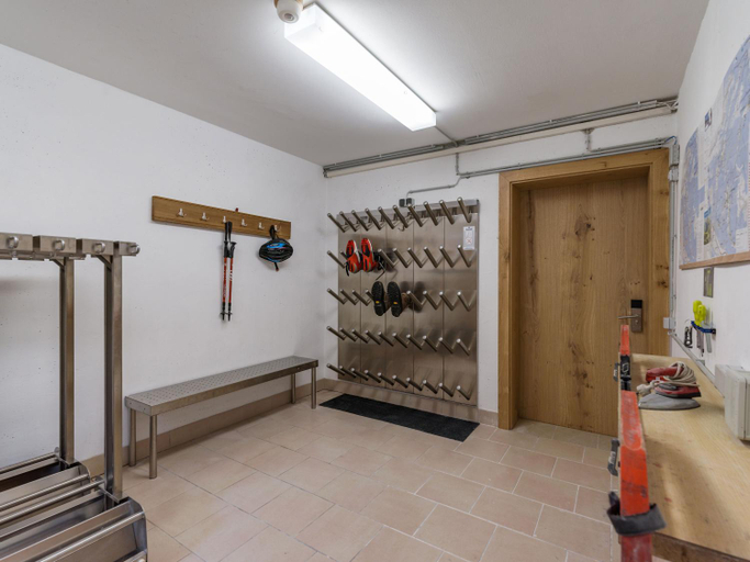 Others 4, Karwendel Berglodge, Innsbruck Land