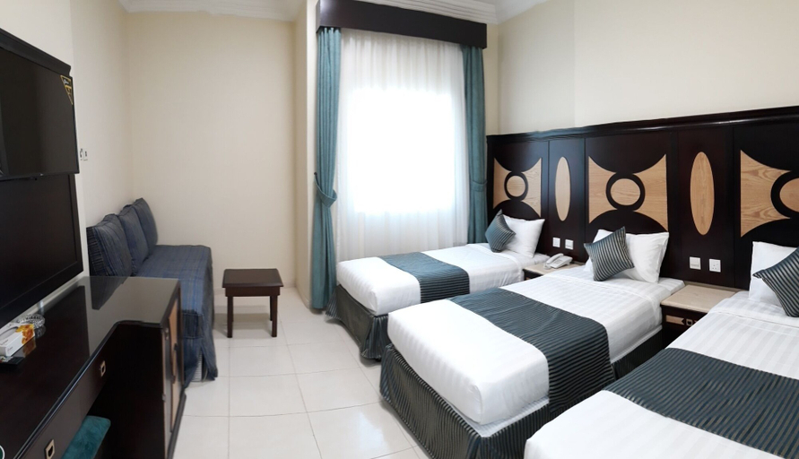 Bedroom 4, Diyar Al-Mashaer Hotel, Makkah