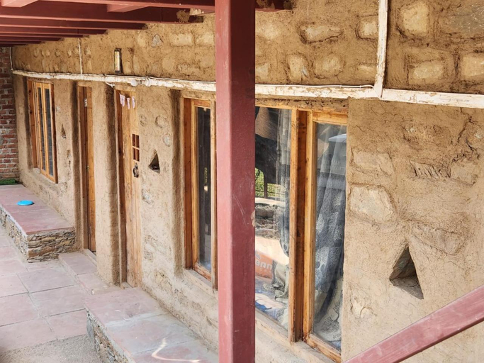 Others 3, Shoonya Home Stay - Devalsari Deodar Forest Range - 60min from Mussoorie, Tehri Garhwal