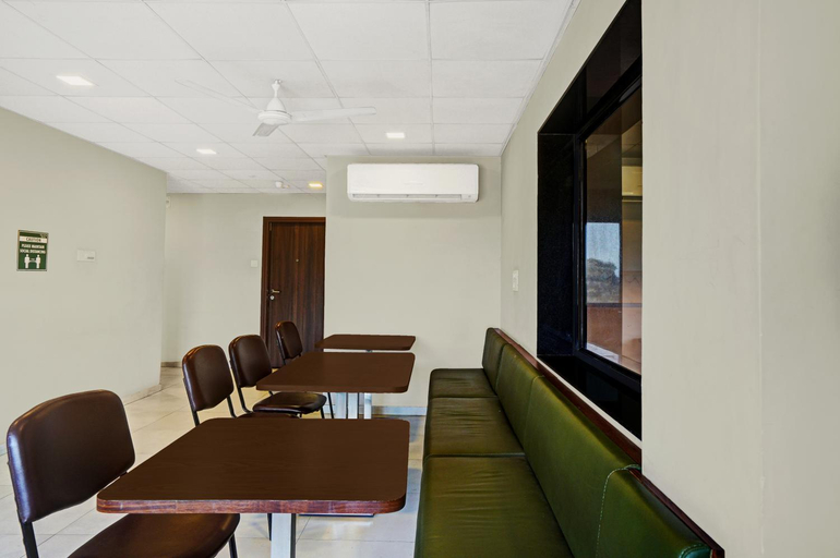 Food & Drinks 5, GreenOtel Rooms Hazira Surat, Surat