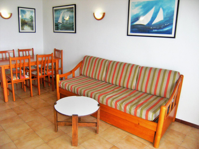Others 4, Apartament ARTS 3, Girona